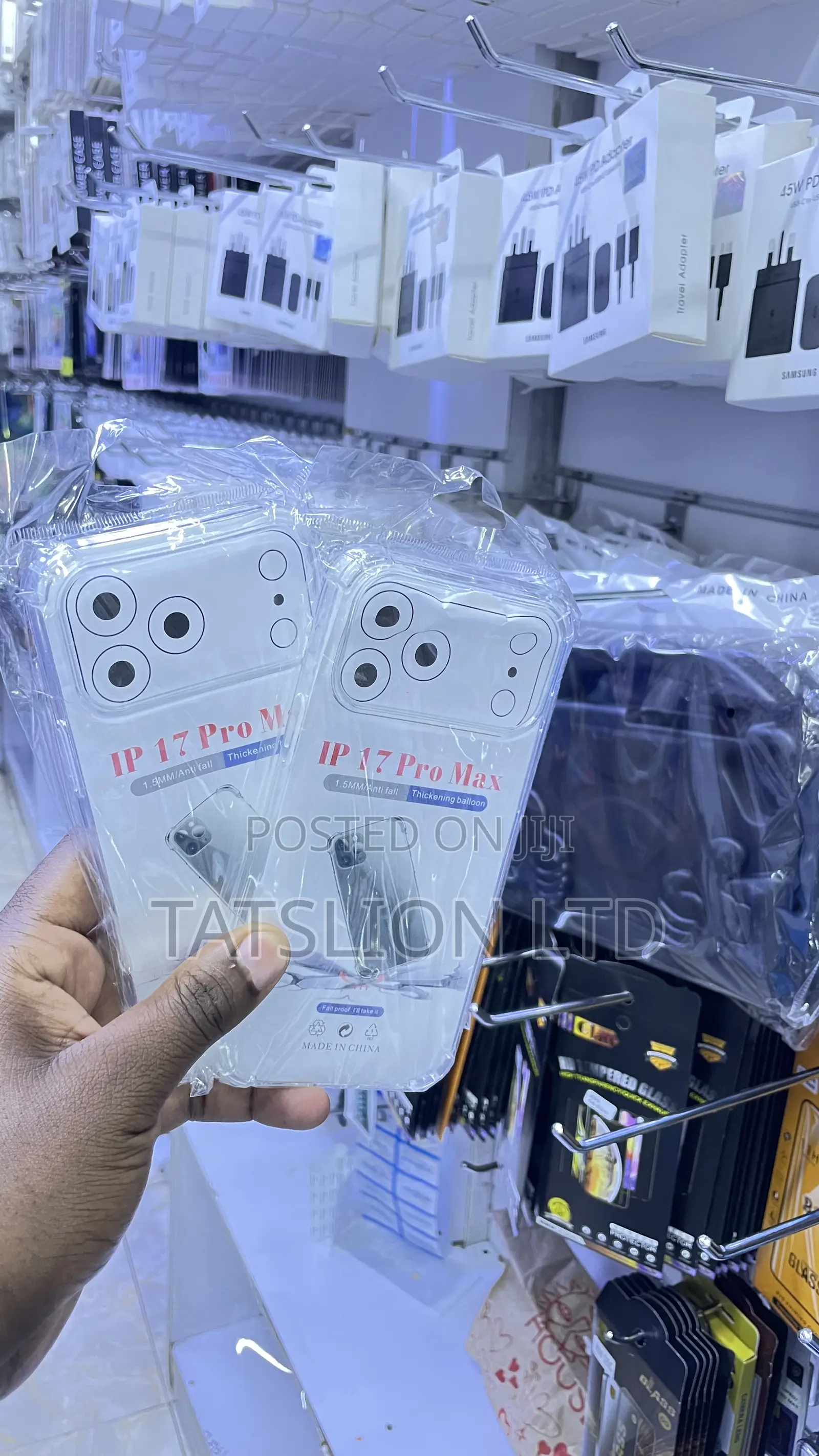 iPhone 17 Pro Max Soft Clear Cover