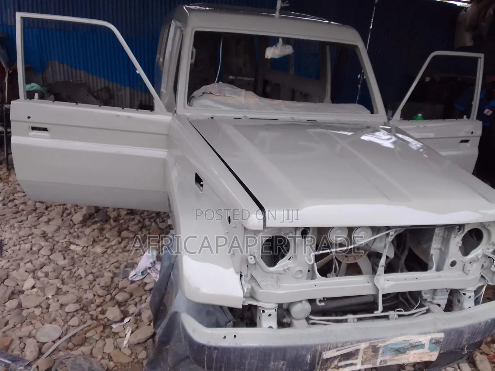 Toyota Land Cruiser 2002 Gray