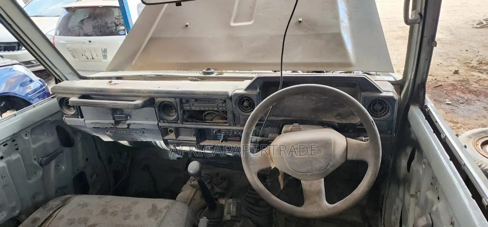 Toyota Land Cruiser 2002 Gray