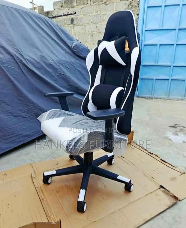 Ergonomic Racing Style Gaming Chair With Lumbar Support