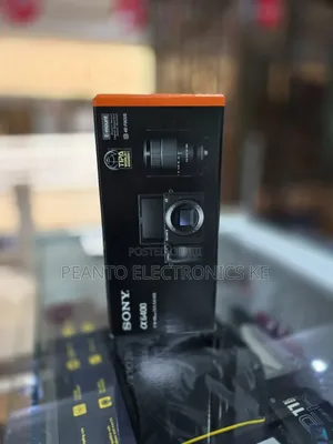 Sony Alpha A6400 Mirrorless Digital Camera E 18-135mm