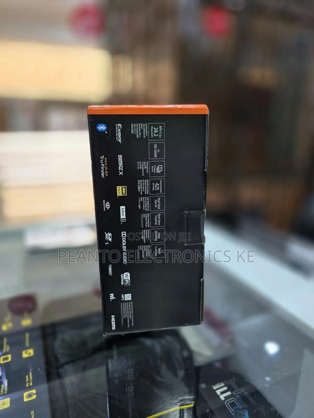 Sony Alpha A6400 Mirrorless Digital Camera E 18-135mm - thumbnail 4