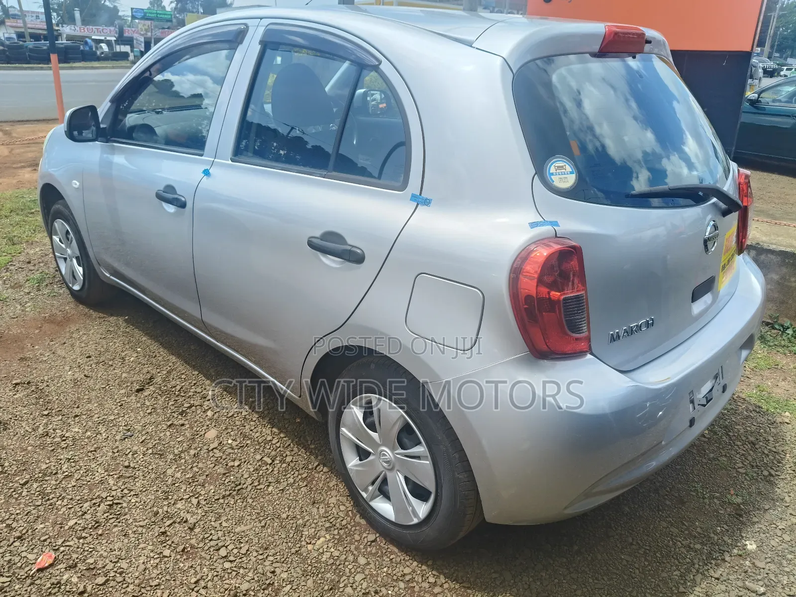 Nissan March 2018 White