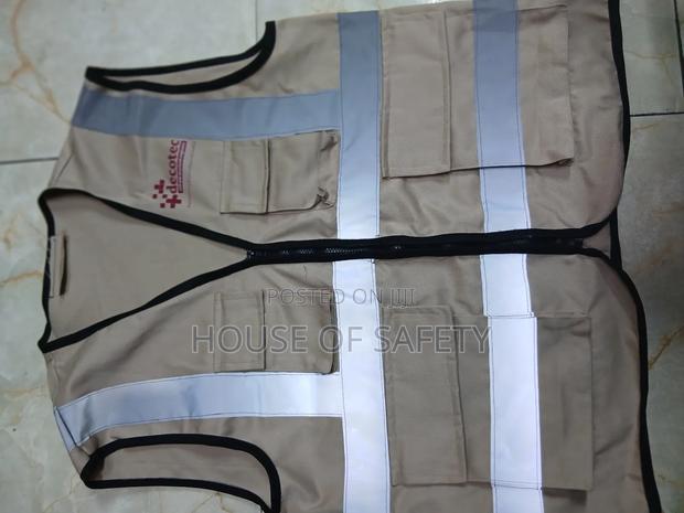 Hot Sale Reflectors Jacket In Beige,Safety