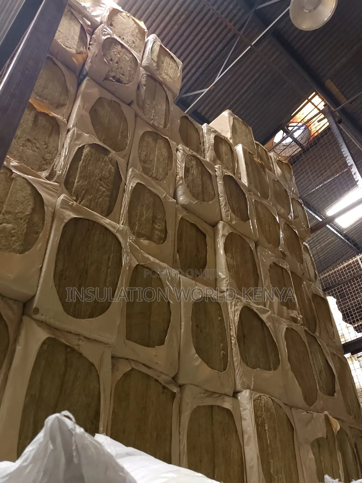 High-Quality Rockwool Batts 50mm – Fire Sound Resistant