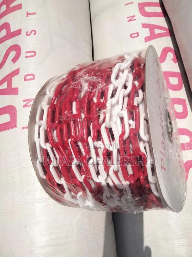 Plastic Barrier Chain - main view