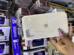 Miser Liquid Silicone iPhone 11 Pro Max Case With Microfiber Lining