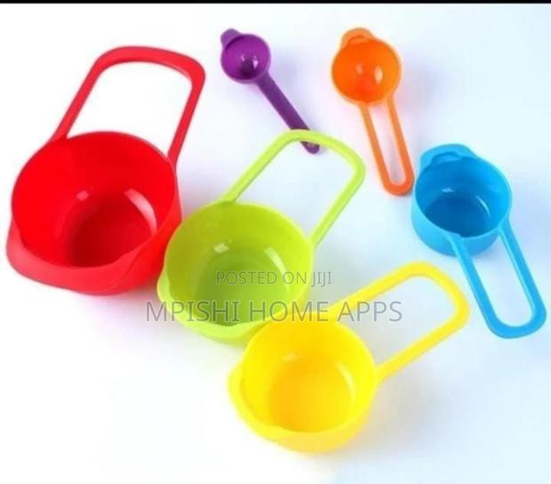6 in 1 Measuring Cups - thumbnail 3