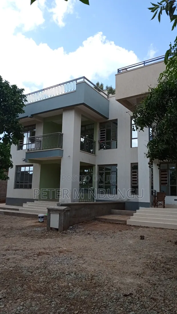 5bdrm Maisonette in Garden Estate, Nairobi Central for rent