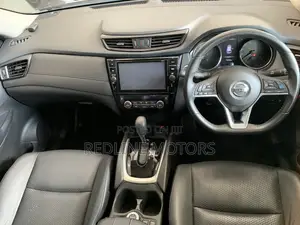Nissan X-Trail 2.0 Hybrid AWD 2019 Green