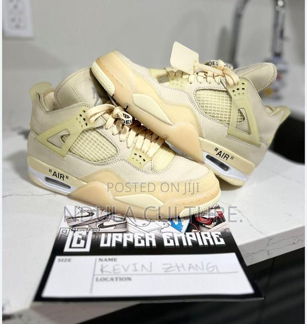 Air Jordan 4 - thumbnail 3