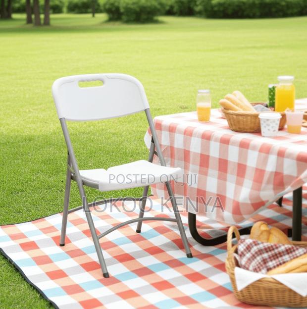 Garden Chair; Patio White Plastic Foldable Dining Garden Chair