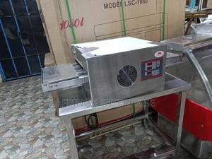 Electric Conveyor Pizza Oven - thumbnail 2