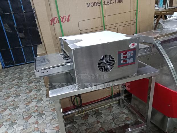 Electric Conveyor Pizza Oven - main view