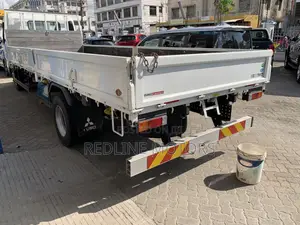 Mitsubishi Fuso Canter