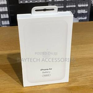 Original Apple iPhone Air Magsafe Battery. - thumbnail 2
