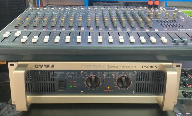 Yamaha P5000s Professional Power Amplifier - main view