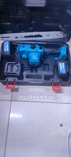 16" Makita Cordless Power Saw
