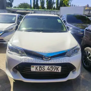 Toyota Corolla Fielder 2017 White