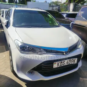Toyota Corolla Fielder 2017 White