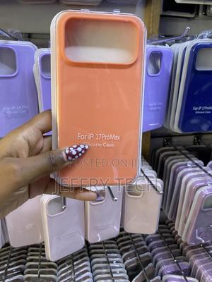 Appica iPhone 17 Pro Max Liquid Silicone Case With Microfiber Lining - thumbnail 2