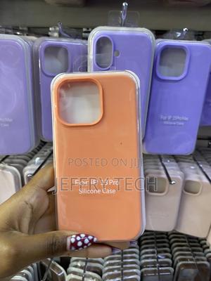 Cordking iPhone 13 Pro Liquid Silicone Case With Microfiber Lining - thumbnail 2