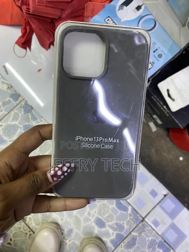 Telaso iPhone 13 Pro Max Liquid Silicone Case With Microfiber Lining - main view