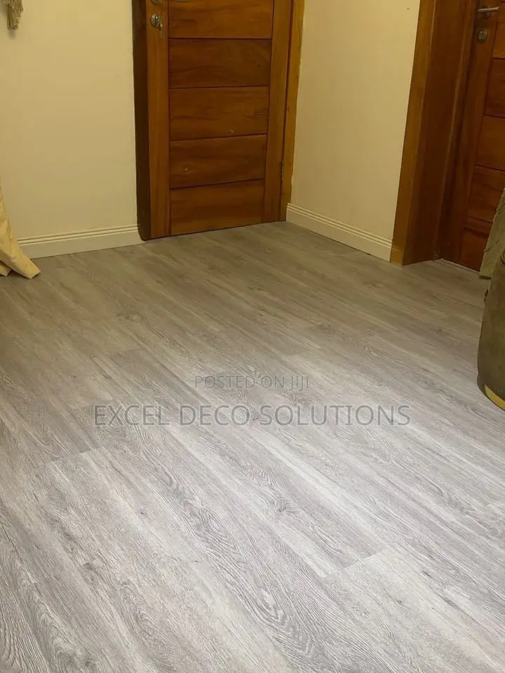 Laminate Flooring Boards- Upgrade Your Living Room Instantly