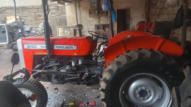 Massey Ferguson 240 - thumbnail 3
