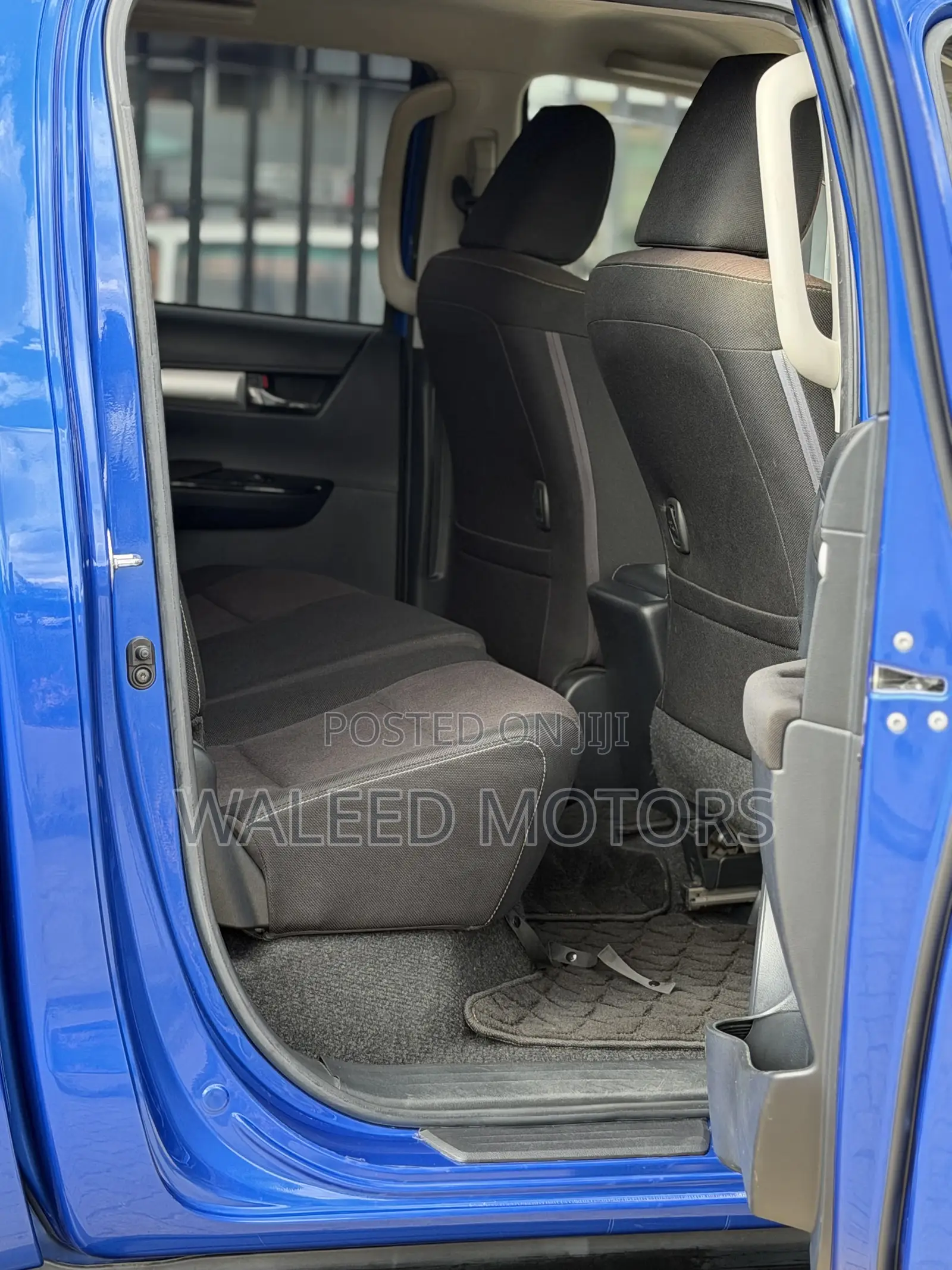 Toyota Hilux 2018 Blue