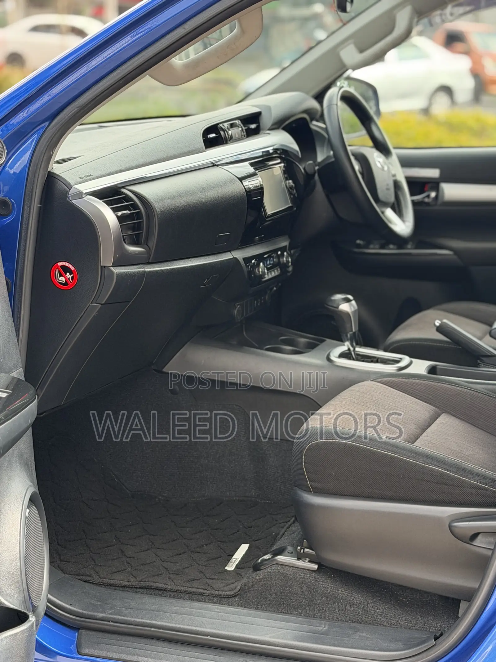 Toyota Hilux 2018 Blue