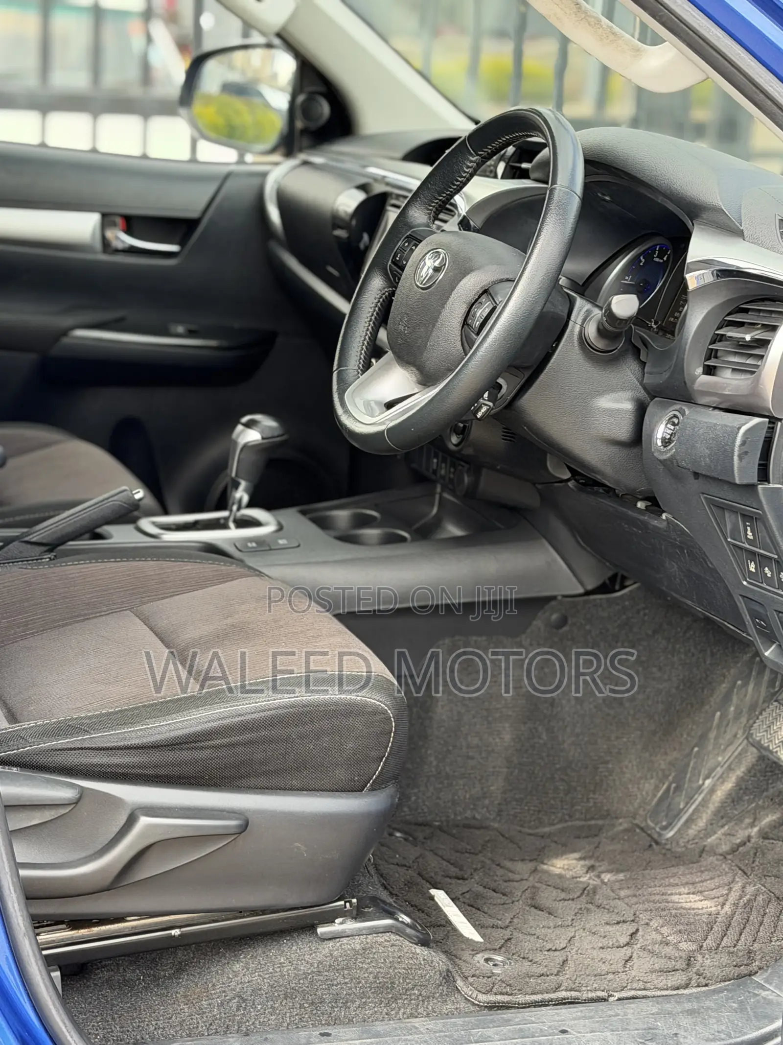 Toyota Hilux 2018 Blue