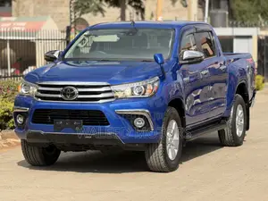 Toyota Hilux 2018 Blue