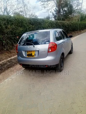 Mazda Verisa 2008 Silver