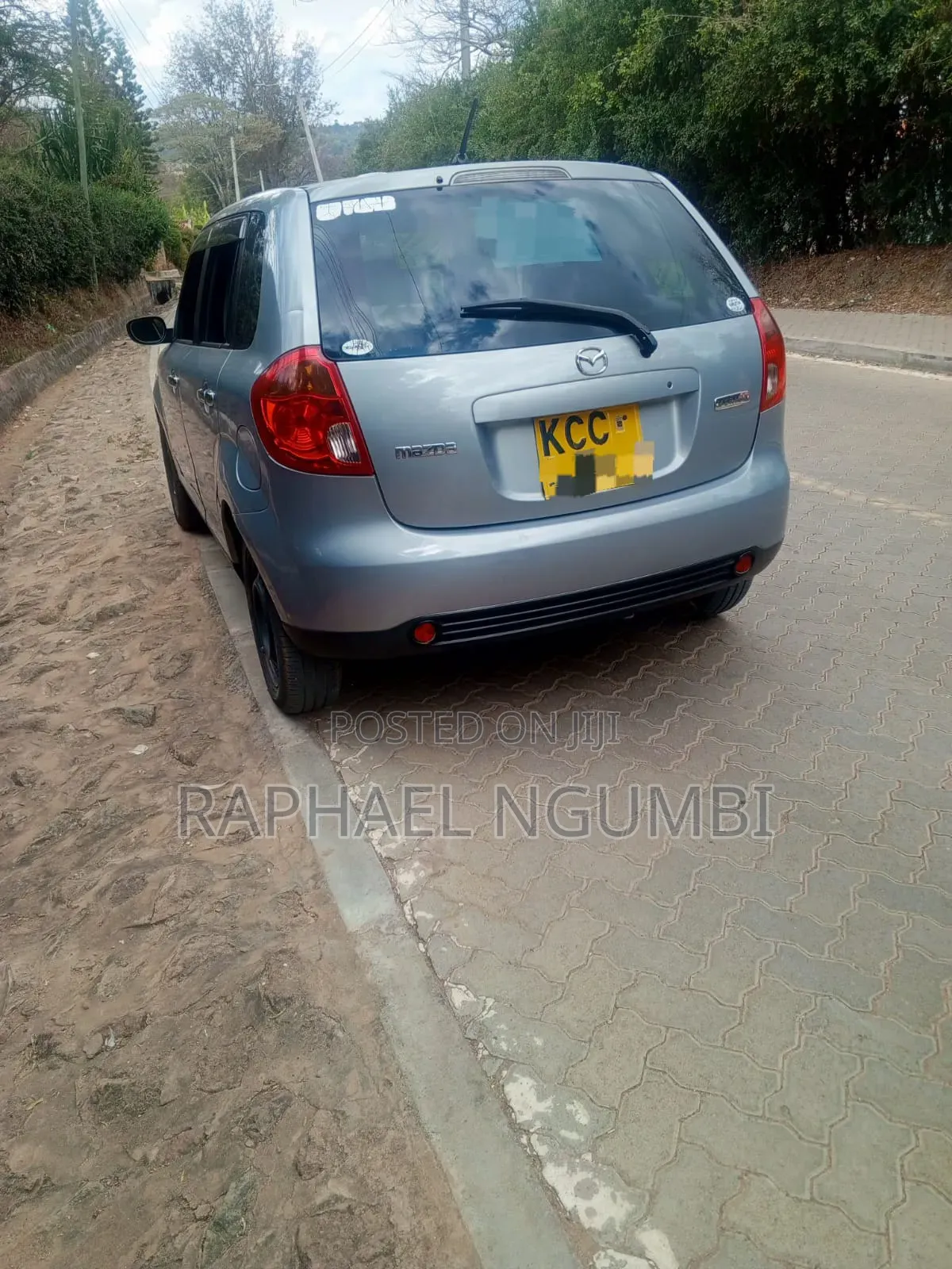 Mazda Verisa 2008 Silver