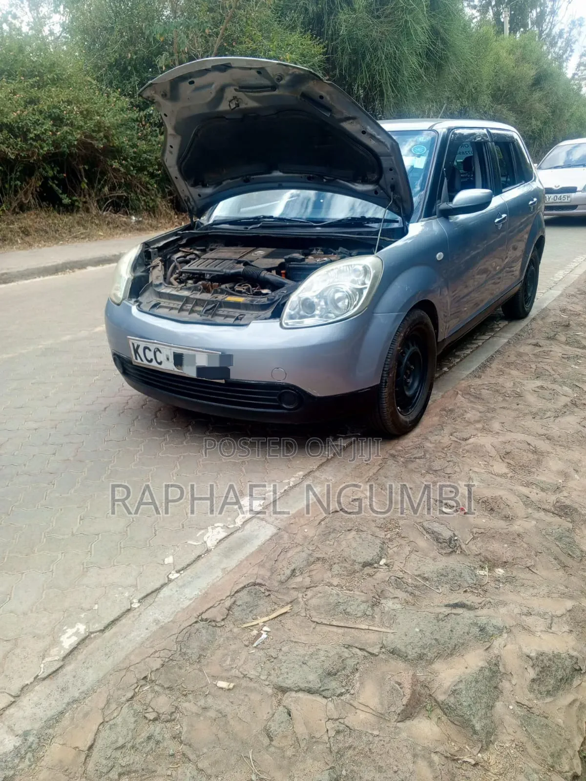 Mazda Verisa 2008 Silver
