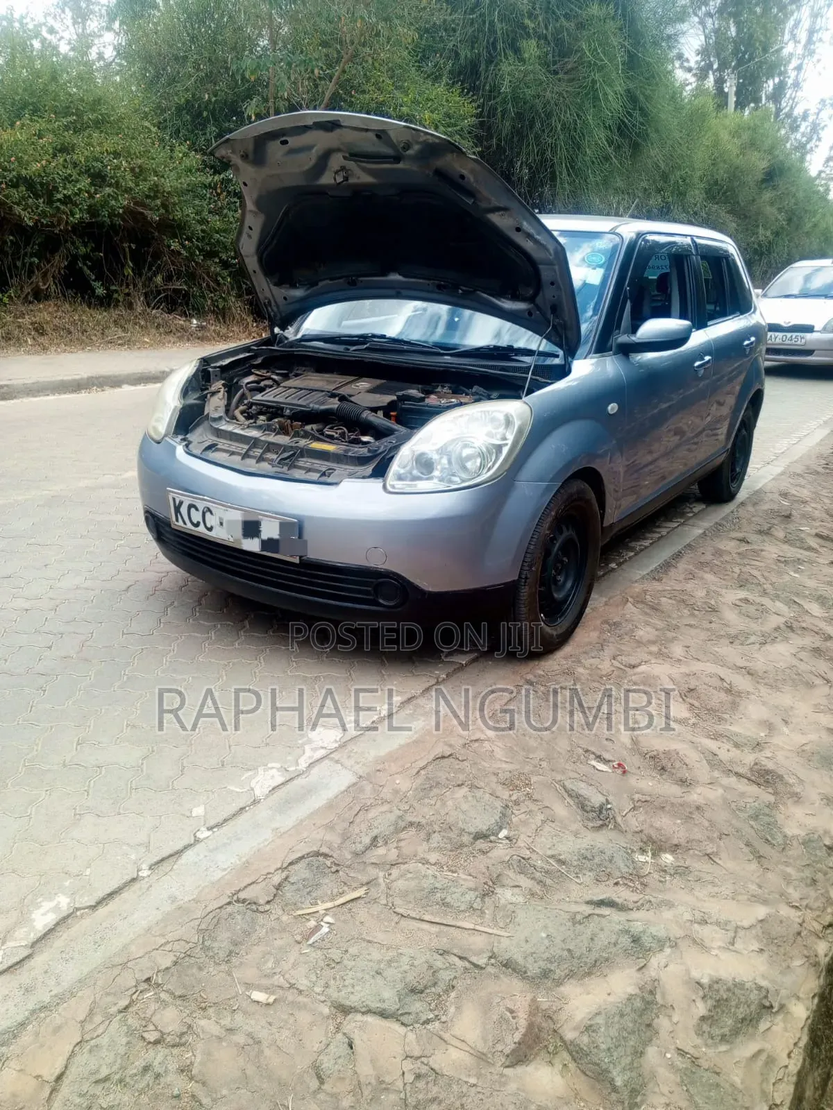Mazda Verisa 2008 Silver