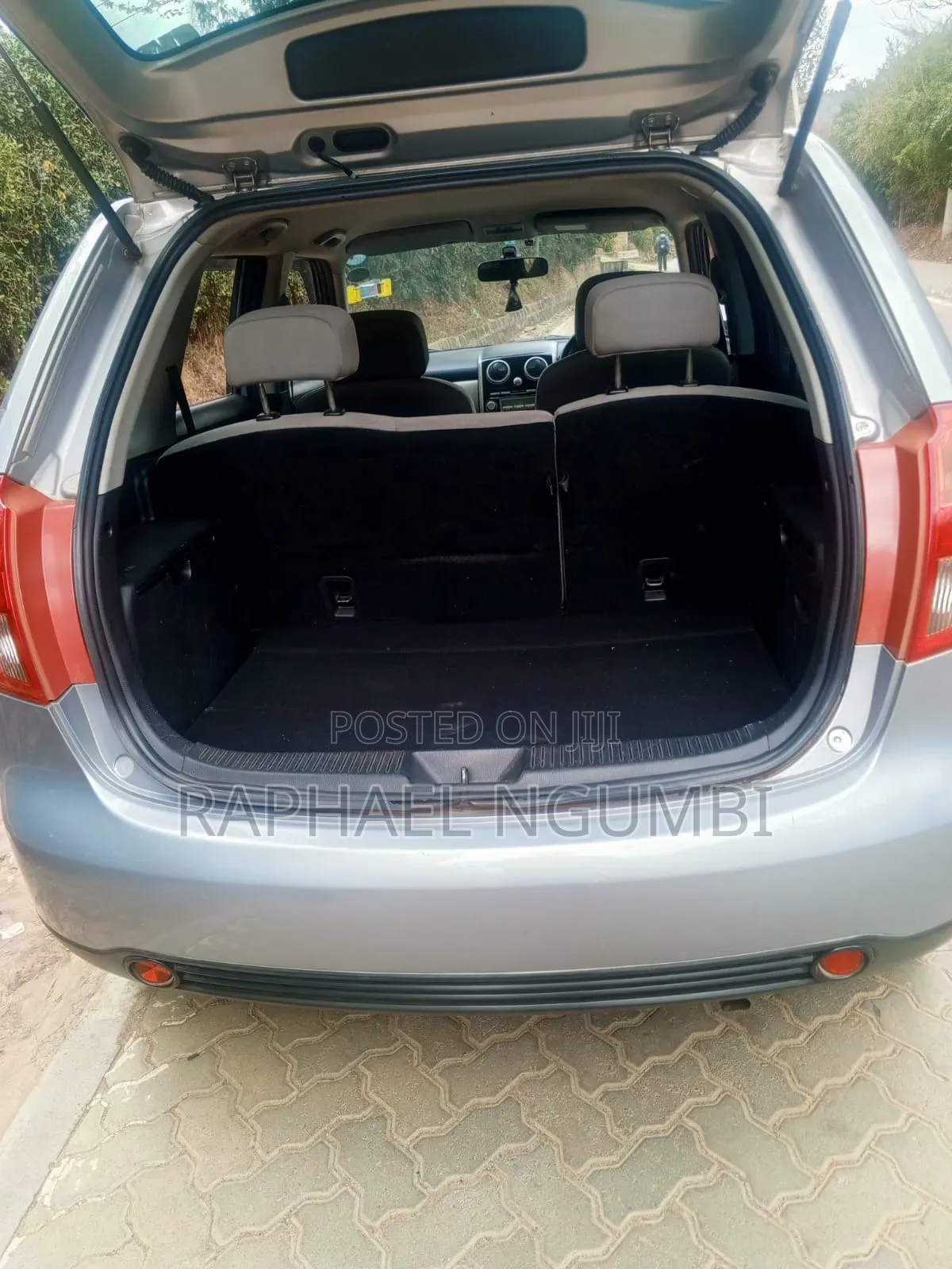 Mazda Verisa 2008 Silver