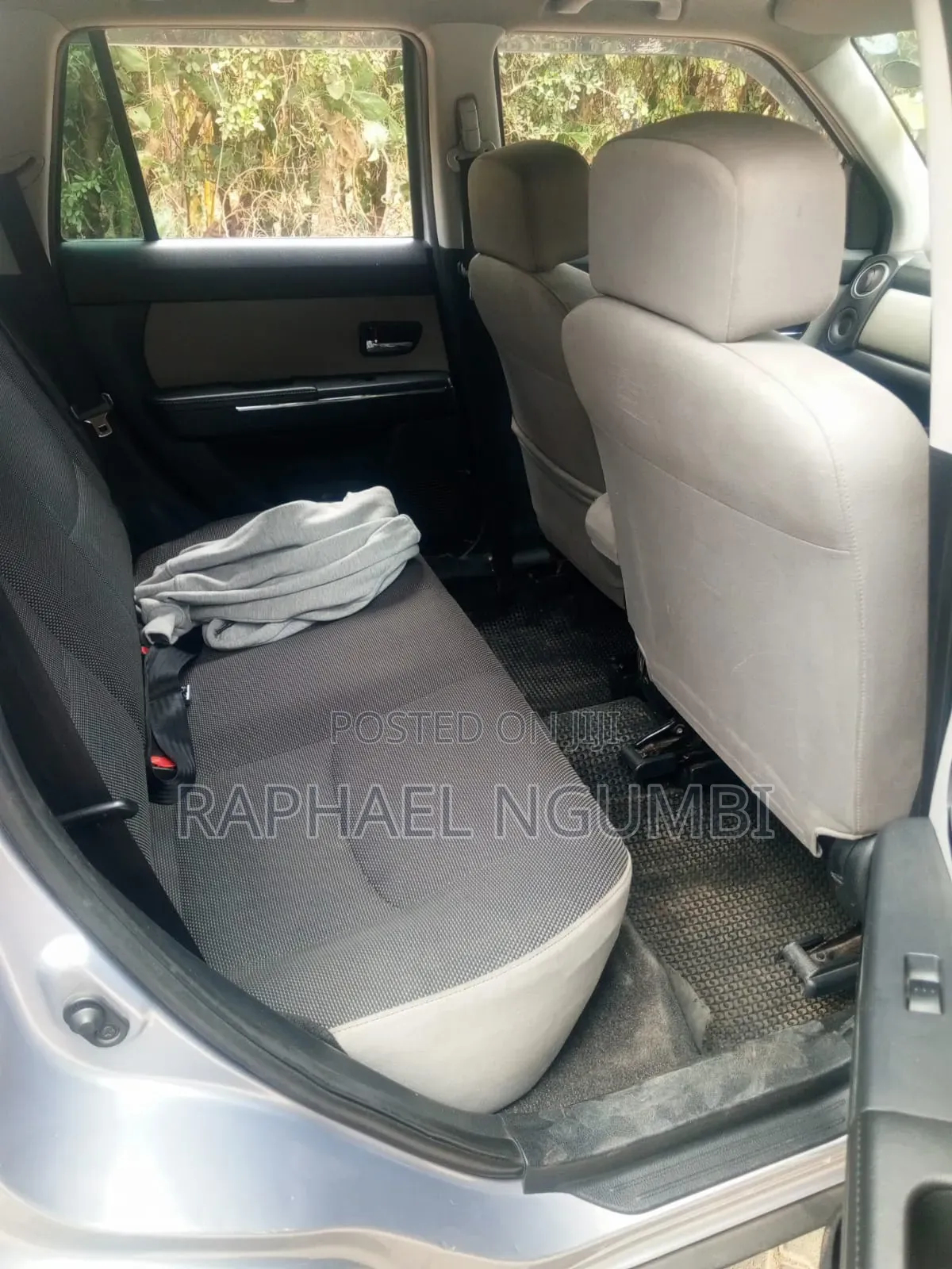 Mazda Verisa 2008 Silver