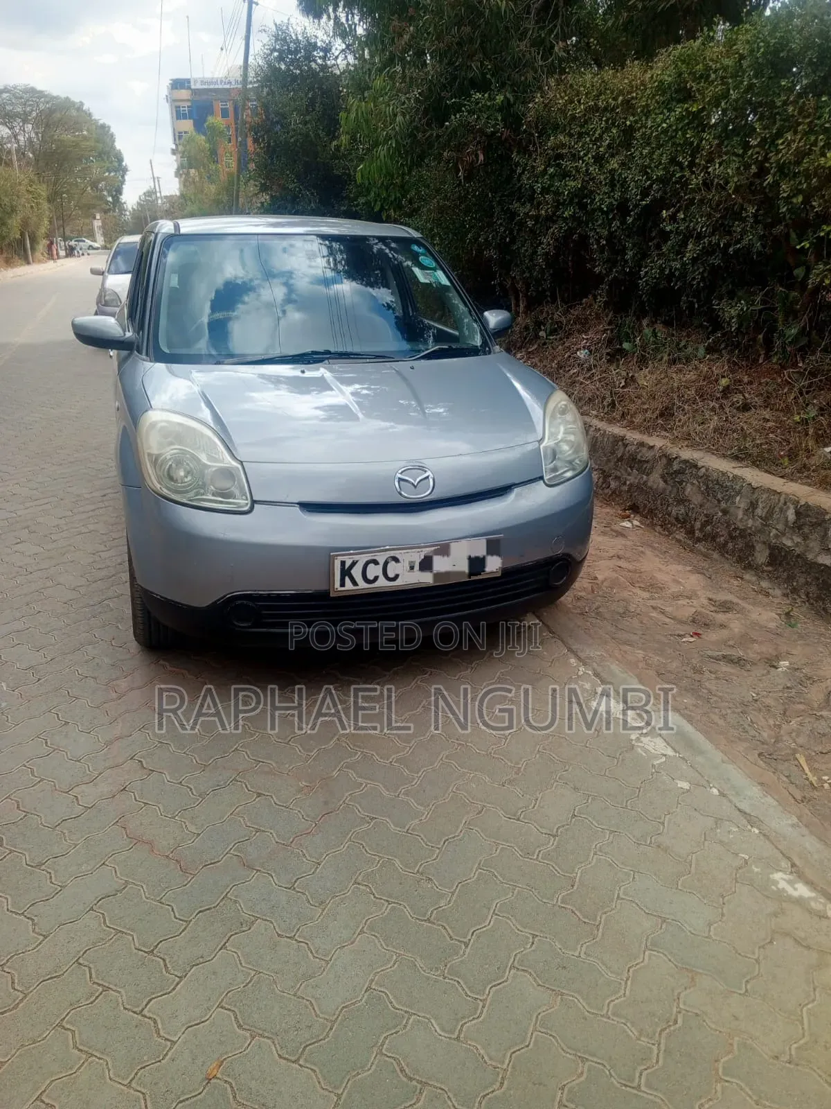 Mazda Verisa 2008 Silver