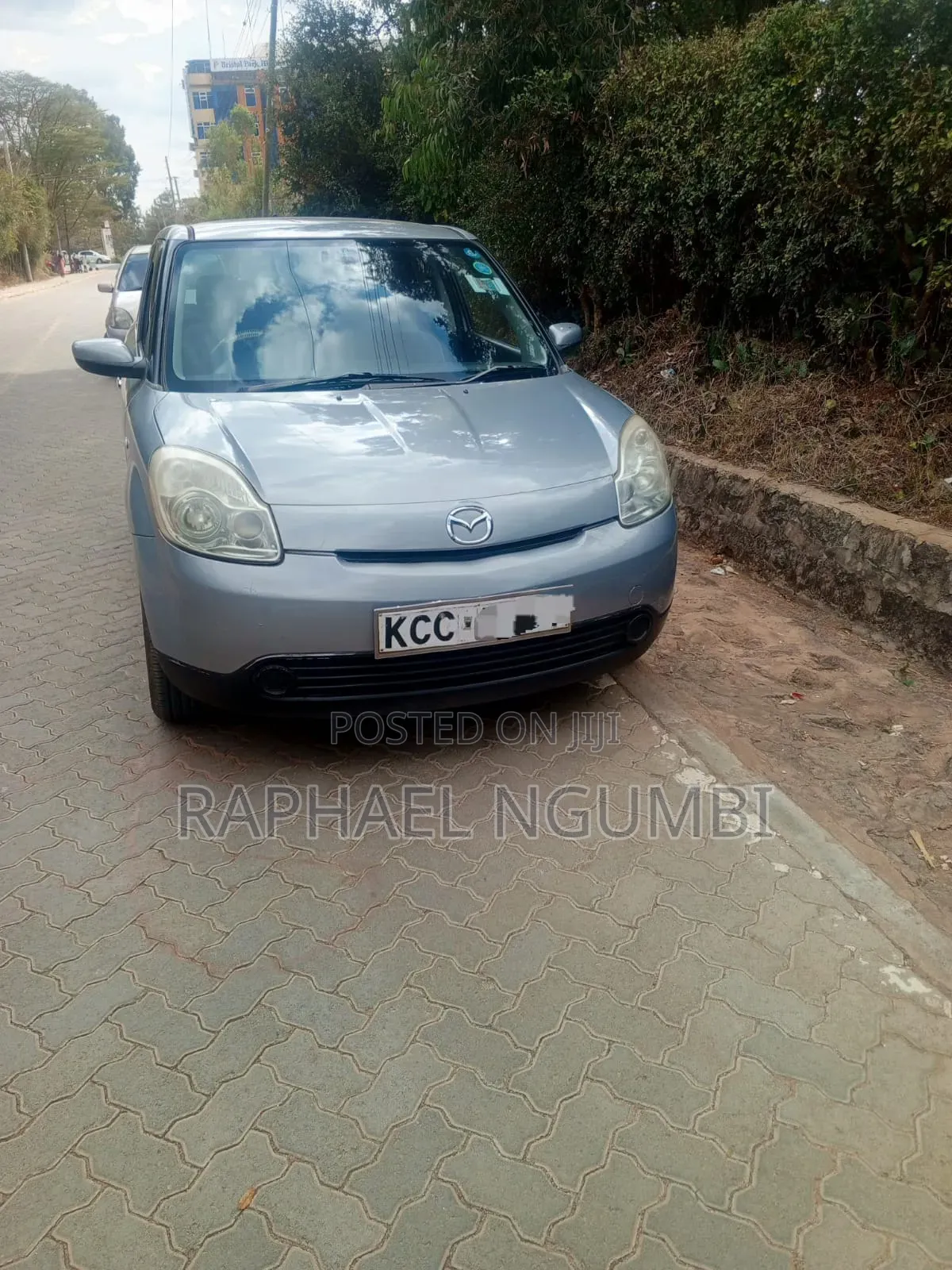 Mazda Verisa 2008 Silver