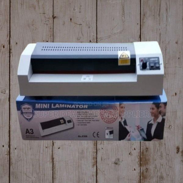 Strong Metallic A3 A4 Laminator Machine With Smooth Paper Feeding