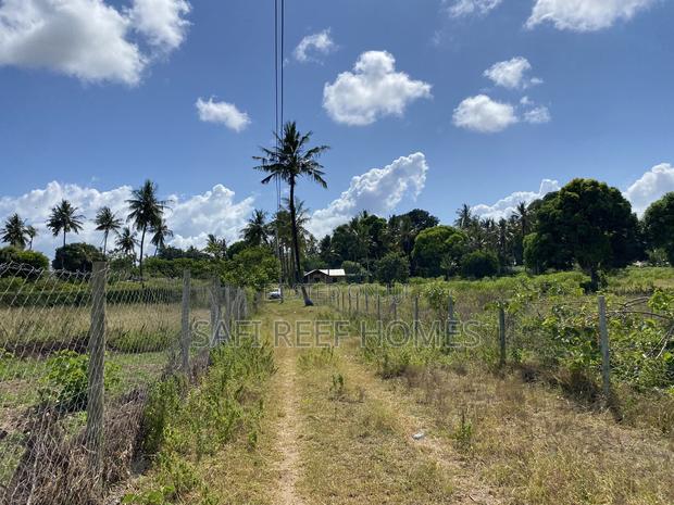 1/2 Acre With Ready Tittle in Kikambala Close to the Road - thumbnail 7