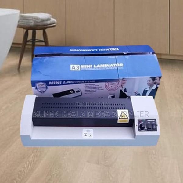 Office School A3 A4 Laminator With Quick Heating and Metal Build