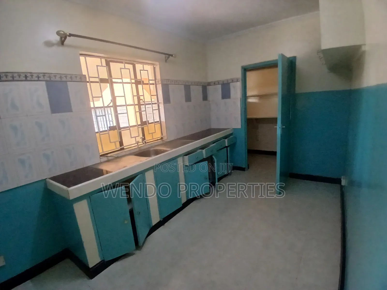 3bdrm Bungalow in Ngong CBD for rent