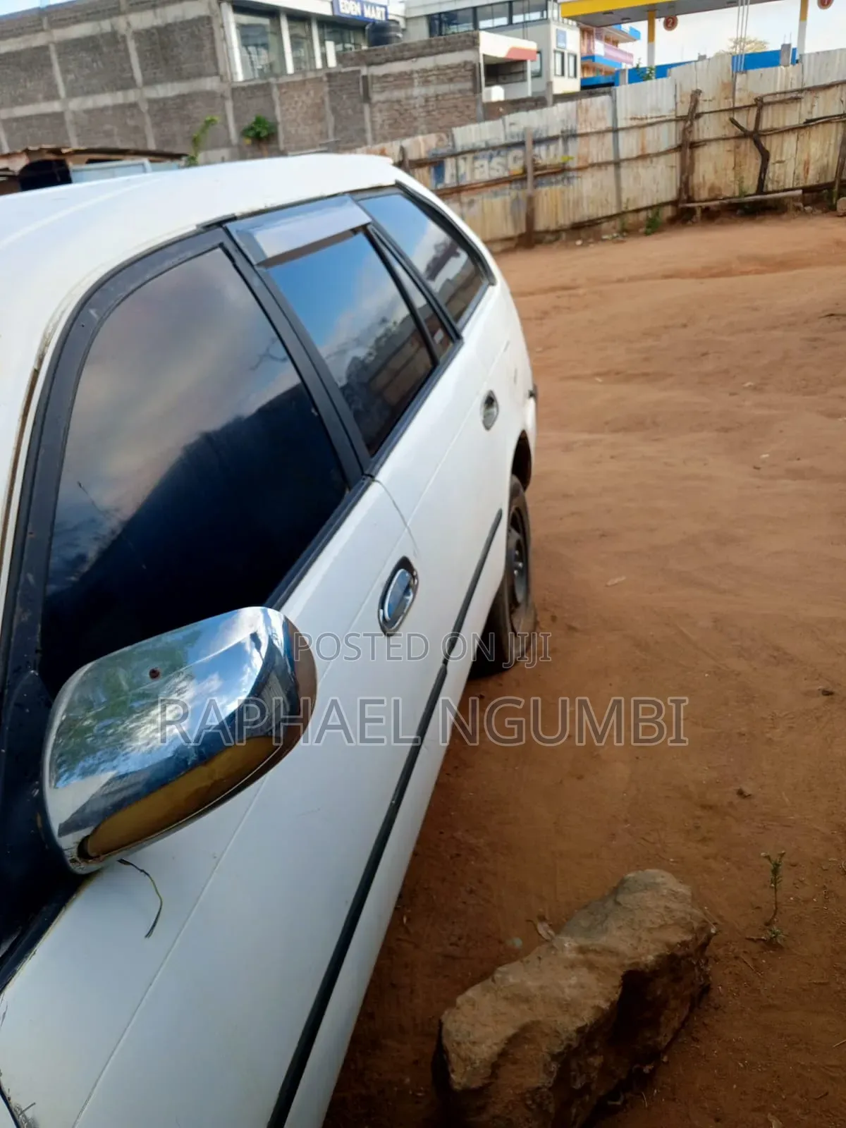 Toyota Corolla 2002 White