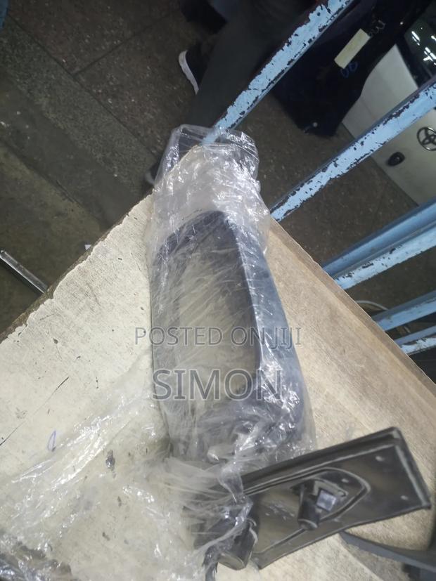 Ractis 2010 Sidemirror - main view