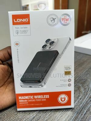 Ultralight 5000mah15w Wireless Fast Charger Pq28