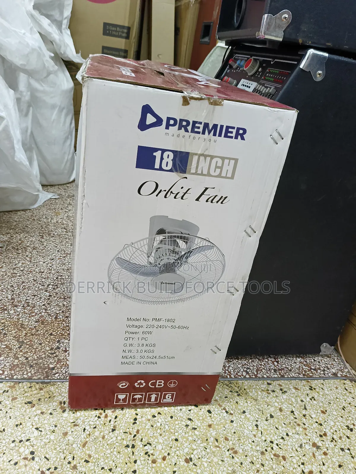 18" Premier Orbit Fan
