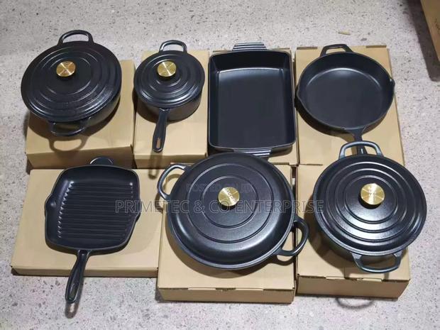 Nsfe Cast Iron 11pc Pots Colours Black, Blue, Red, Gray.